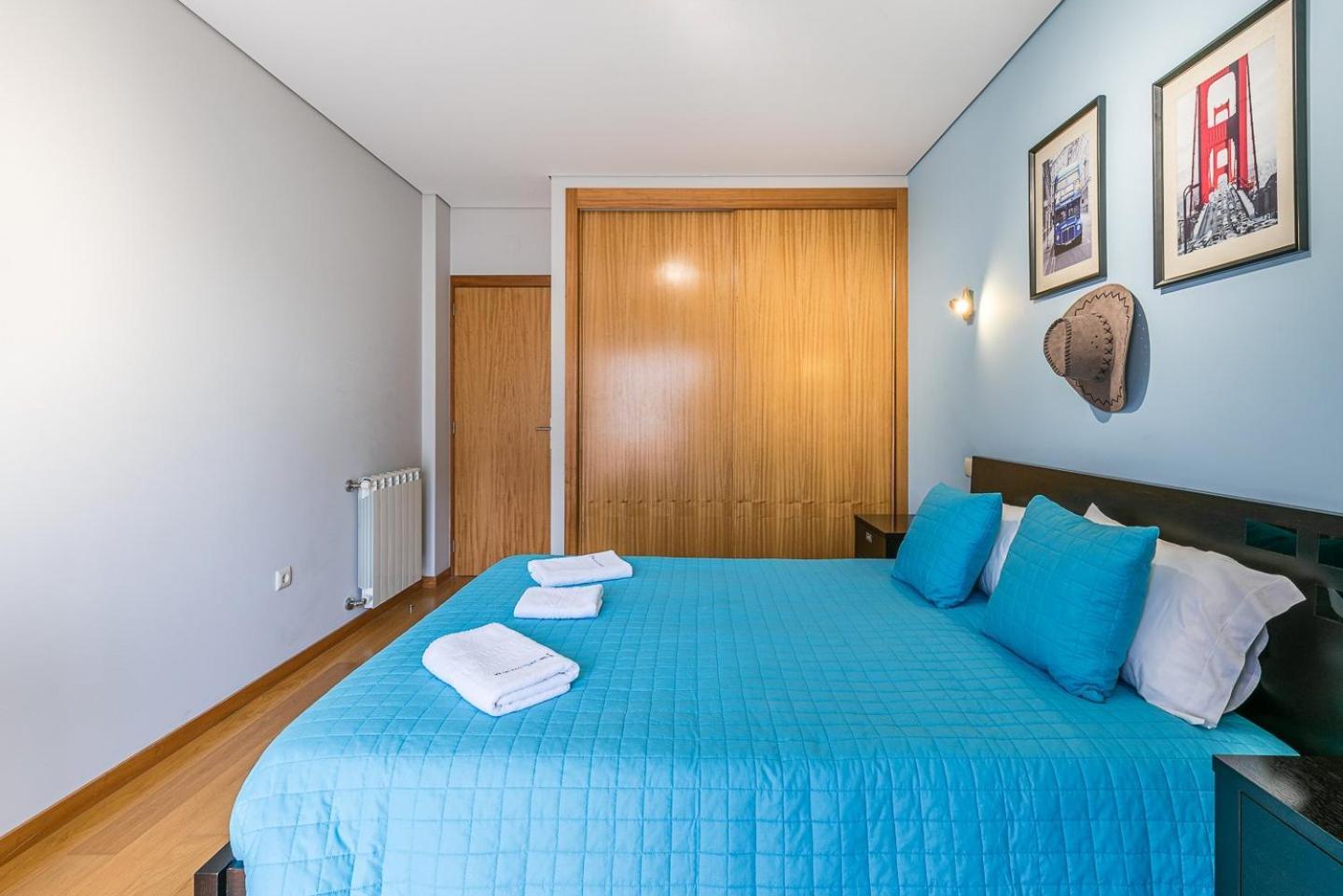Appartamento Guestready - Luxe Living By The Pool Póvoa de Varzim Esterno foto