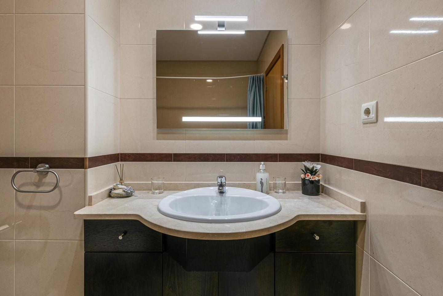 Appartamento Guestready - Luxe Living By The Pool Póvoa de Varzim Esterno foto